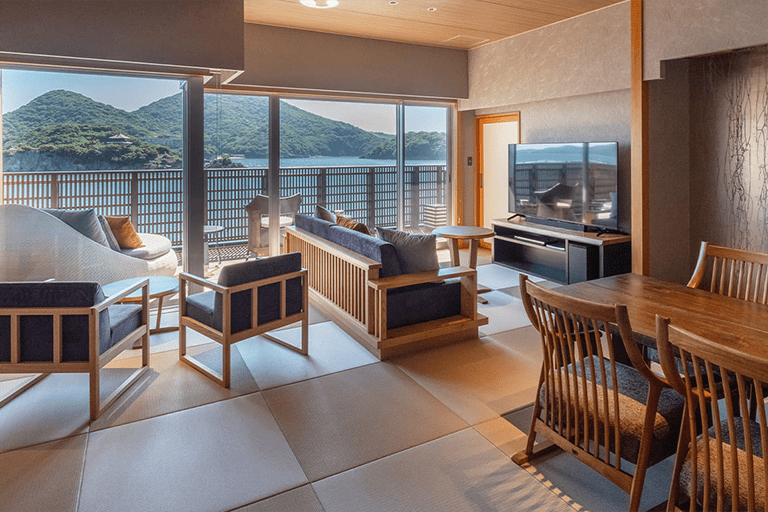 瀬戸内でおすすめのホテル「汀亭 遠音近音」の客室からの眺望
