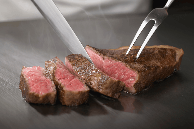 瀬戸内海エリアの絶品グルメ 兵庫「神戸牛」